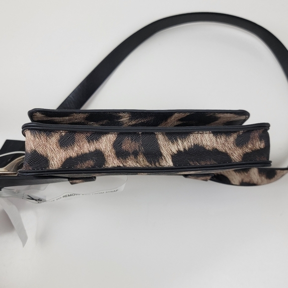 DKNY Leopard Belt Bag Wallet NEW - Picture 7 of 14
